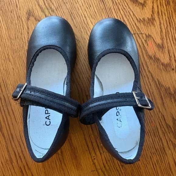 Capezio Black Tap Dance Shoes GIRLS - Picture 2 of 4